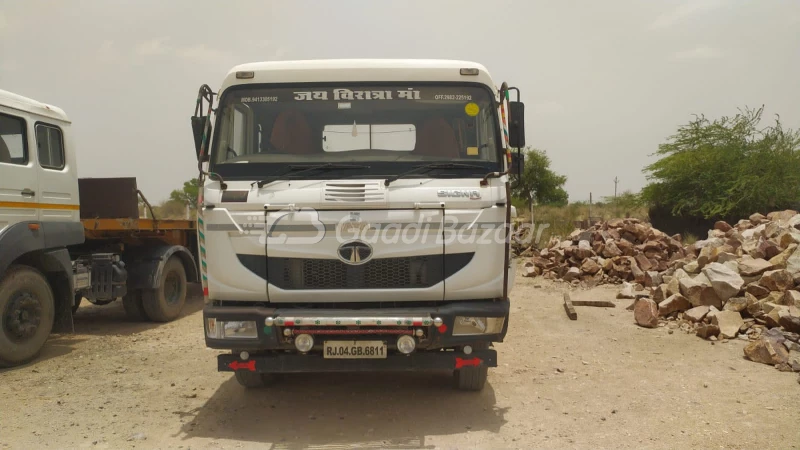 TATA MOTORS Signa 4018.S/LPS 4018