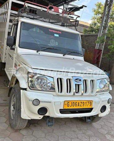 MAHINDRA Bolero Maxitruck Plus