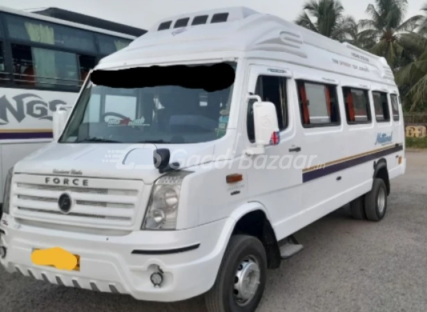 FORCE MOTORS TRAVELLER T1