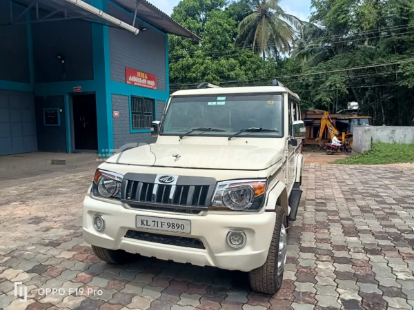 MAHINDRA Bolero Power+