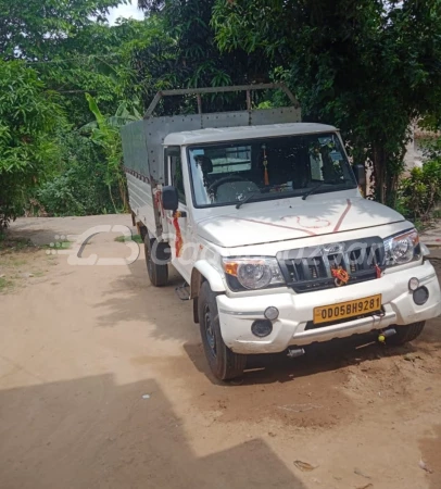 MAHINDRA Bolero Pik-Up