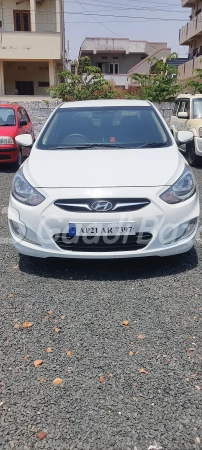 HYUNDAI VERNA