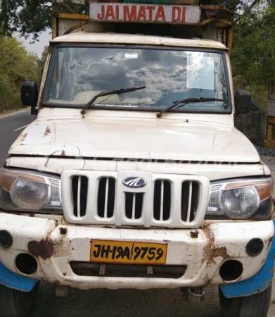 MAHINDRA Bolero Pik-Up