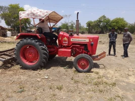 MAHINDRA 575 Di