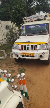 MAHINDRA Bolero Maxitruck Plus