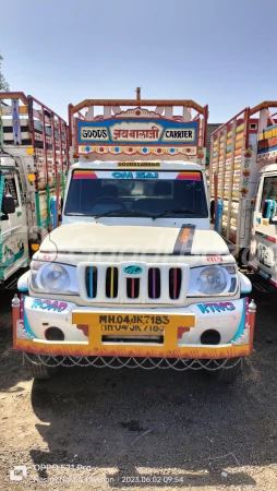 MAHINDRA Bolero Pik-Up