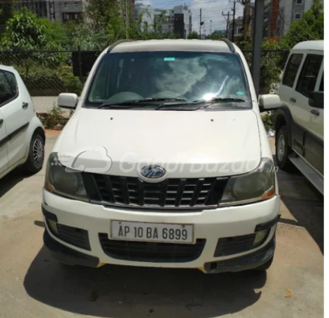 MAHINDRA Xylo