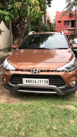 HYUNDAI i20 Active