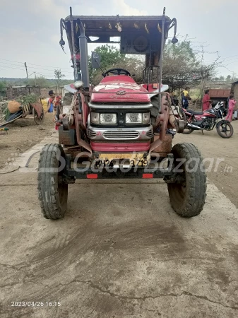 MAHINDRA Arjun 555 Di