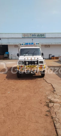 MAHINDRA Bolero Camper