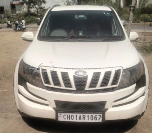 MAHINDRA XUV500