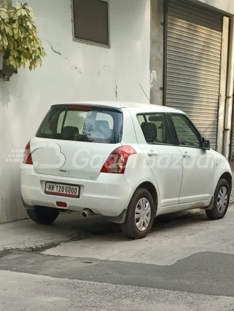 MARUTI SUZUKI SWIFT