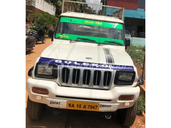 MAHINDRA Bolero Camper