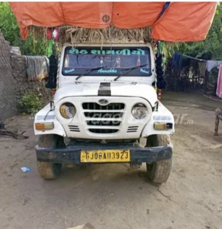 MAHINDRA Bolero Maxitruck Plus