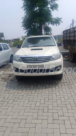 TOYOTA FORTUNER