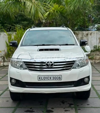 TOYOTA Fortuner [2012-2016]