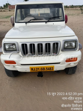 MAHINDRA Bolero Camper