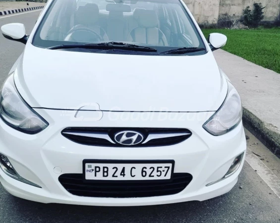 HYUNDAI Verna [2011-2015]