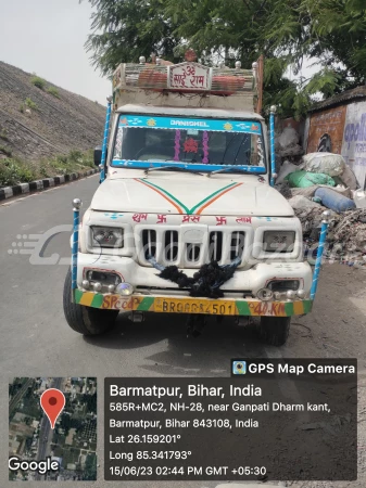 MAHINDRA Bolero Camper