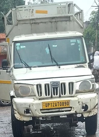 MAHINDRA Bolero Maxitruck Plus