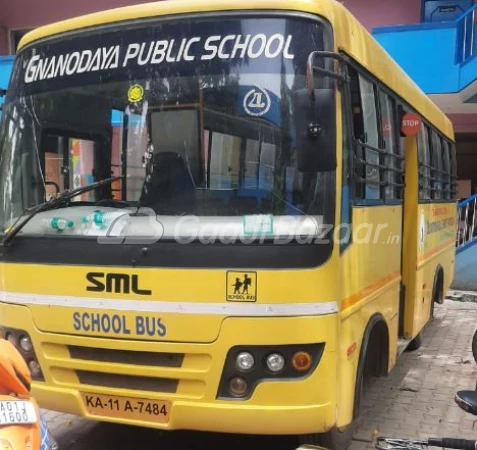 SML ISUZU WV26 D AMBULANCE