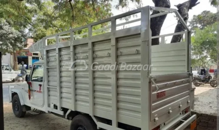 MAHINDRA Bolero Camper