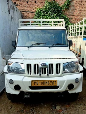 MAHINDRA Bolero Maxitruck Plus