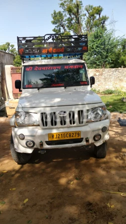 MAHINDRA BOLERO