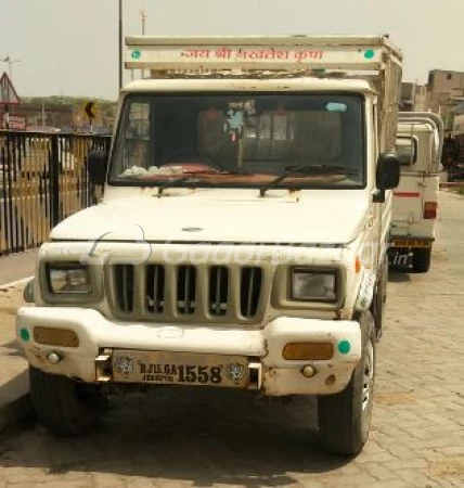 MAHINDRA Bolero Pik-Up