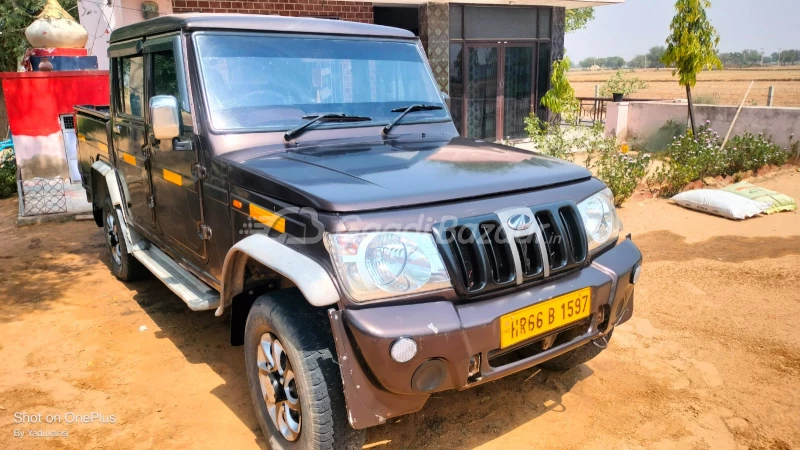 MAHINDRA Bolero Camper