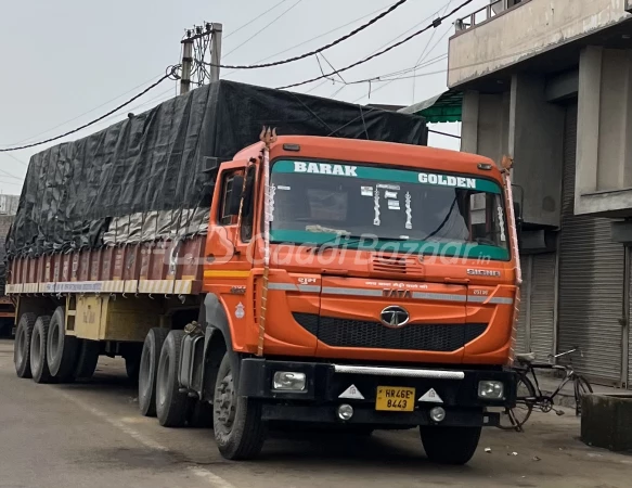 TATA MOTORS  SIGNA 4923