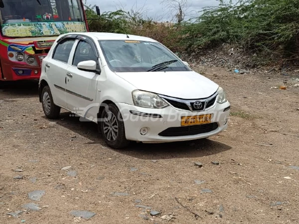 TOYOTA Etios Liva [2014-2016]