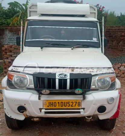 MAHINDRA Bolero Pik-Up