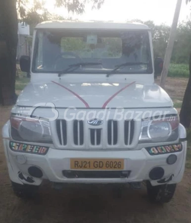 MAHINDRA Bolero Pik-Up