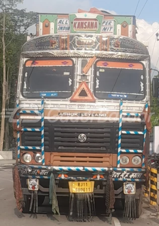 ASHOK LEYLAND 3718