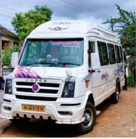 FORCE MOTORS TRAVELLER MINIBUS 3700 MM WB