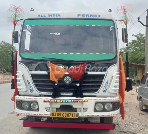 ASHOK LEYLAND U 4923