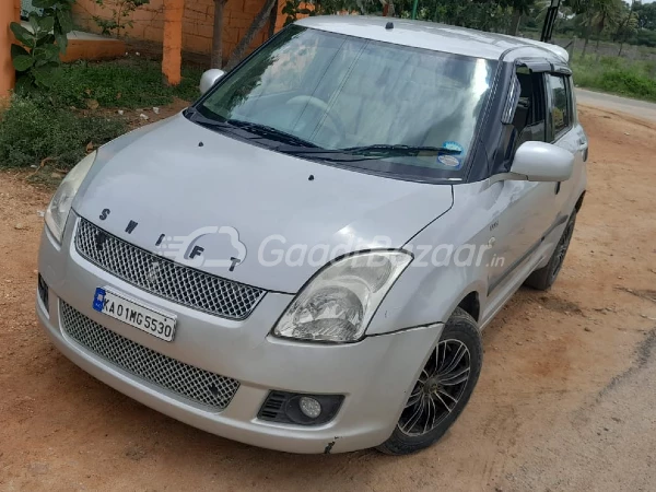 MARUTI SUZUKI SWIFT