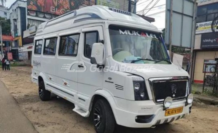 FORCE MOTORS TRAVELLER 26