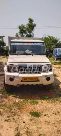 MAHINDRA Bolero Pik-Up