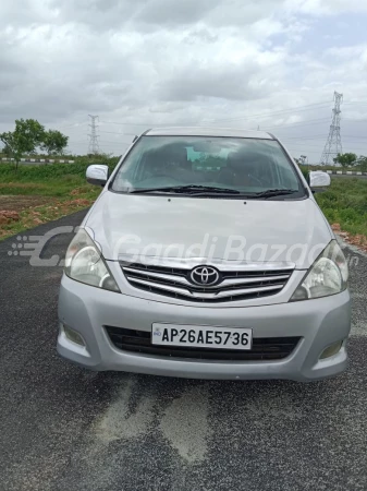 TOYOTA Innova [2009-2012]