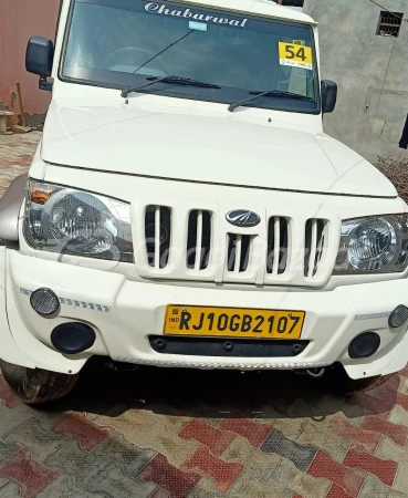 MAHINDRA Bolero Pik-Up