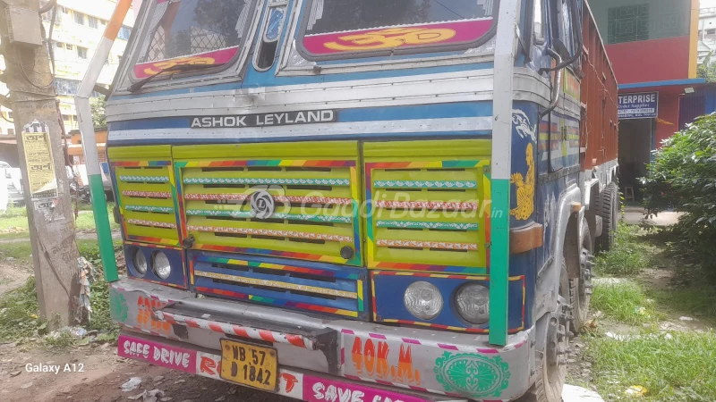 ASHOK LEYLAND AL 3118