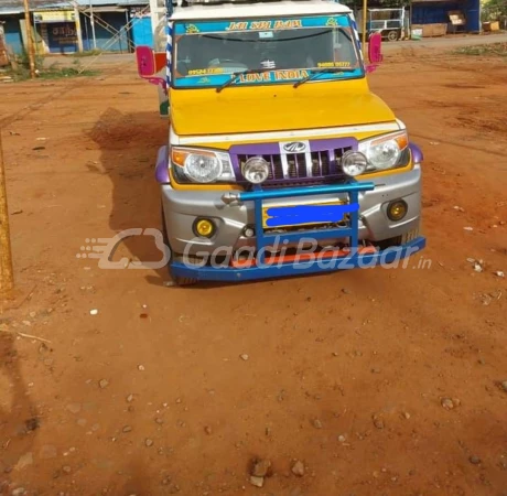 MAHINDRA Bolero Pik-Up