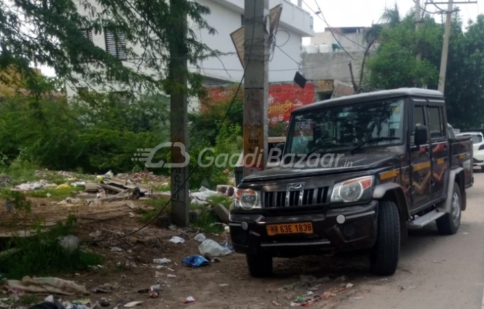 MAHINDRA Bolero Camper