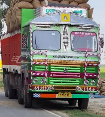 ASHOK LEYLAND 3118 HD