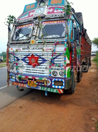 ASHOK LEYLAND AL 3118