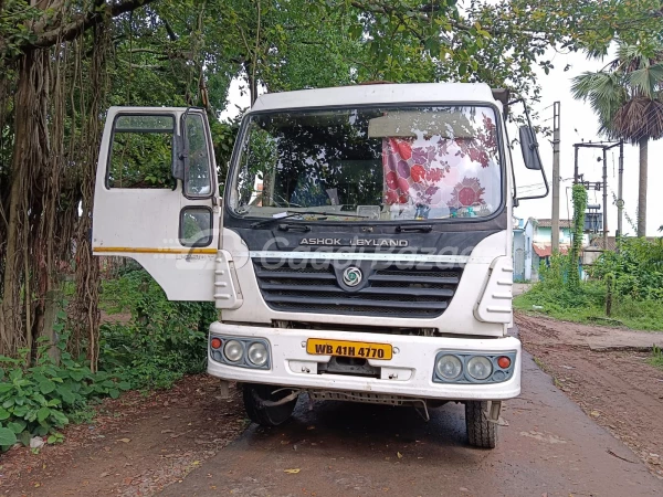 ASHOK LEYLAND 2518