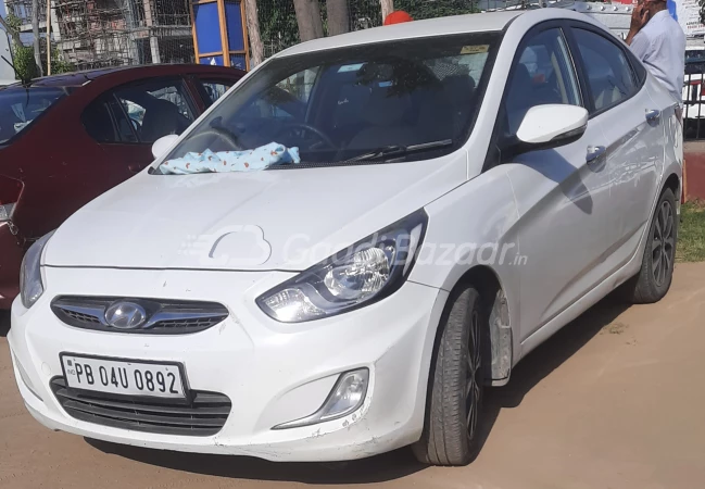 HYUNDAI Verna [2011-2015]