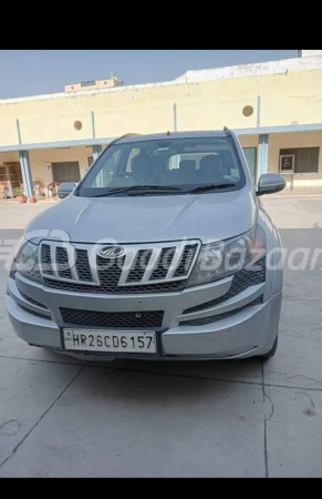 MAHINDRA XUV500